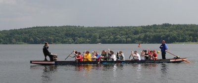 Ein Drachenboot auf der Havel
