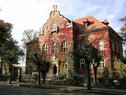 Landratsamt, Niemöllerstraße